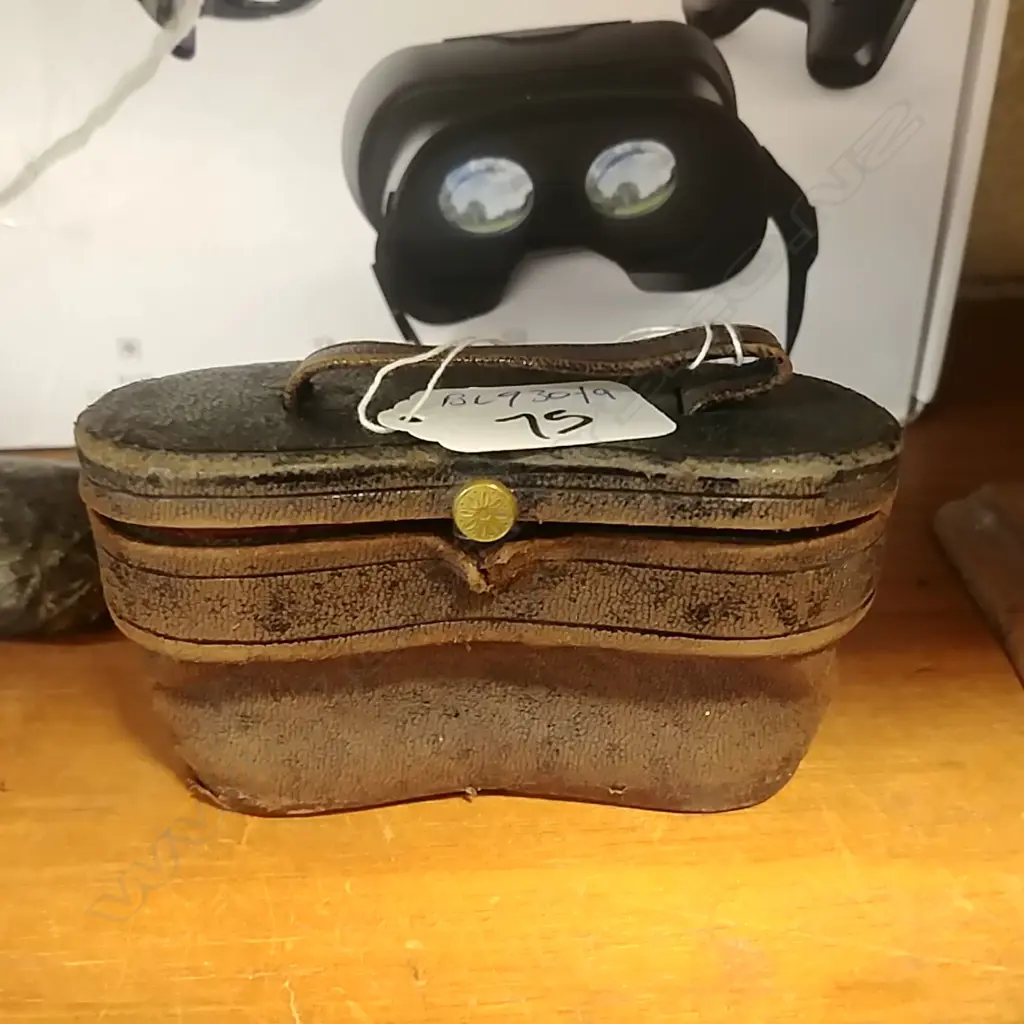 PR CASED OPERA GLASSES Image 1++