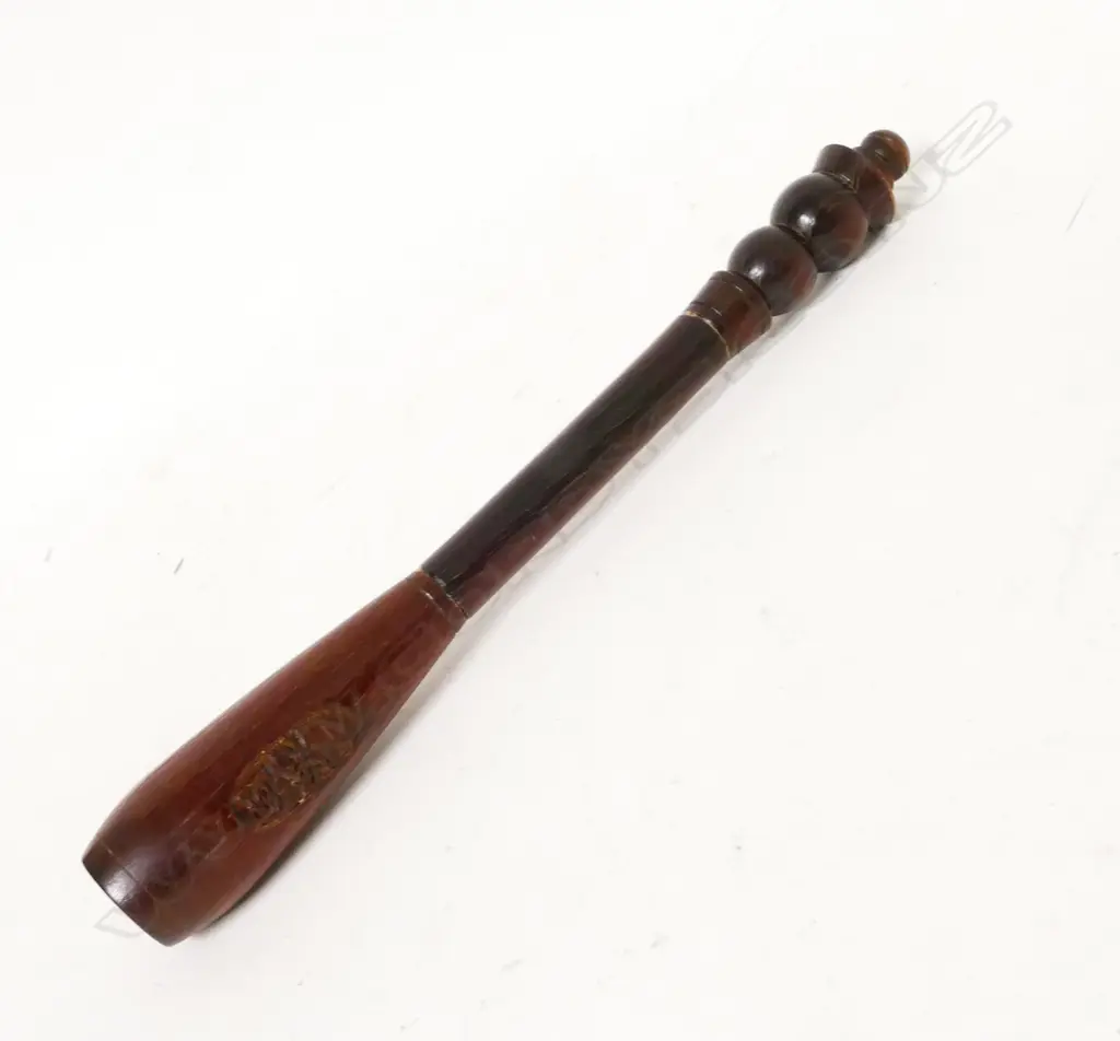 A horn chillum pipe Image 1++