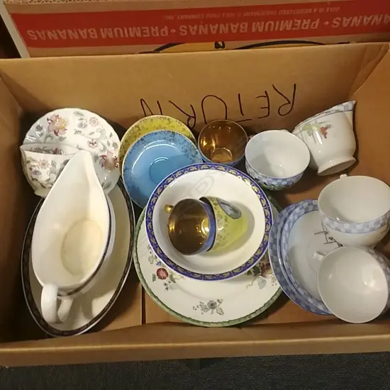 BOX LOT MIXED CHINA