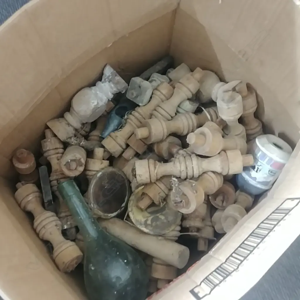 BOX OF WOODEN FURNITURE FITTINGS Image 1++