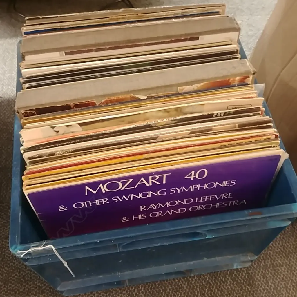 LOT ASST RECORDS Image 1++