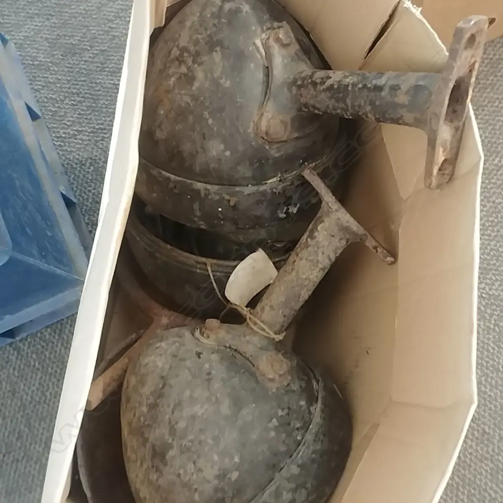 BOX OF BIG HEADLAMPS Image 1++