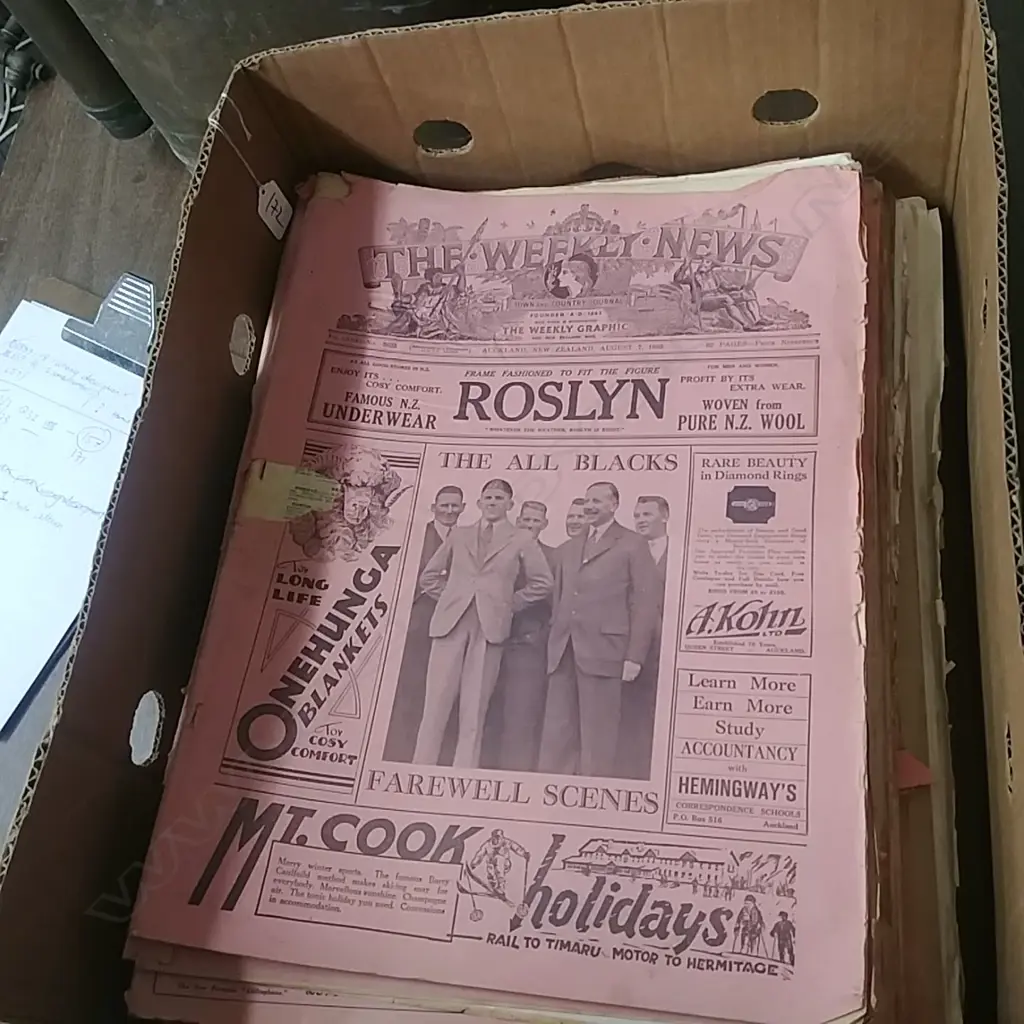 BOX APPROX 25 AKL WEEKLY NEWS ( 1910,1920,1930s Image 1++