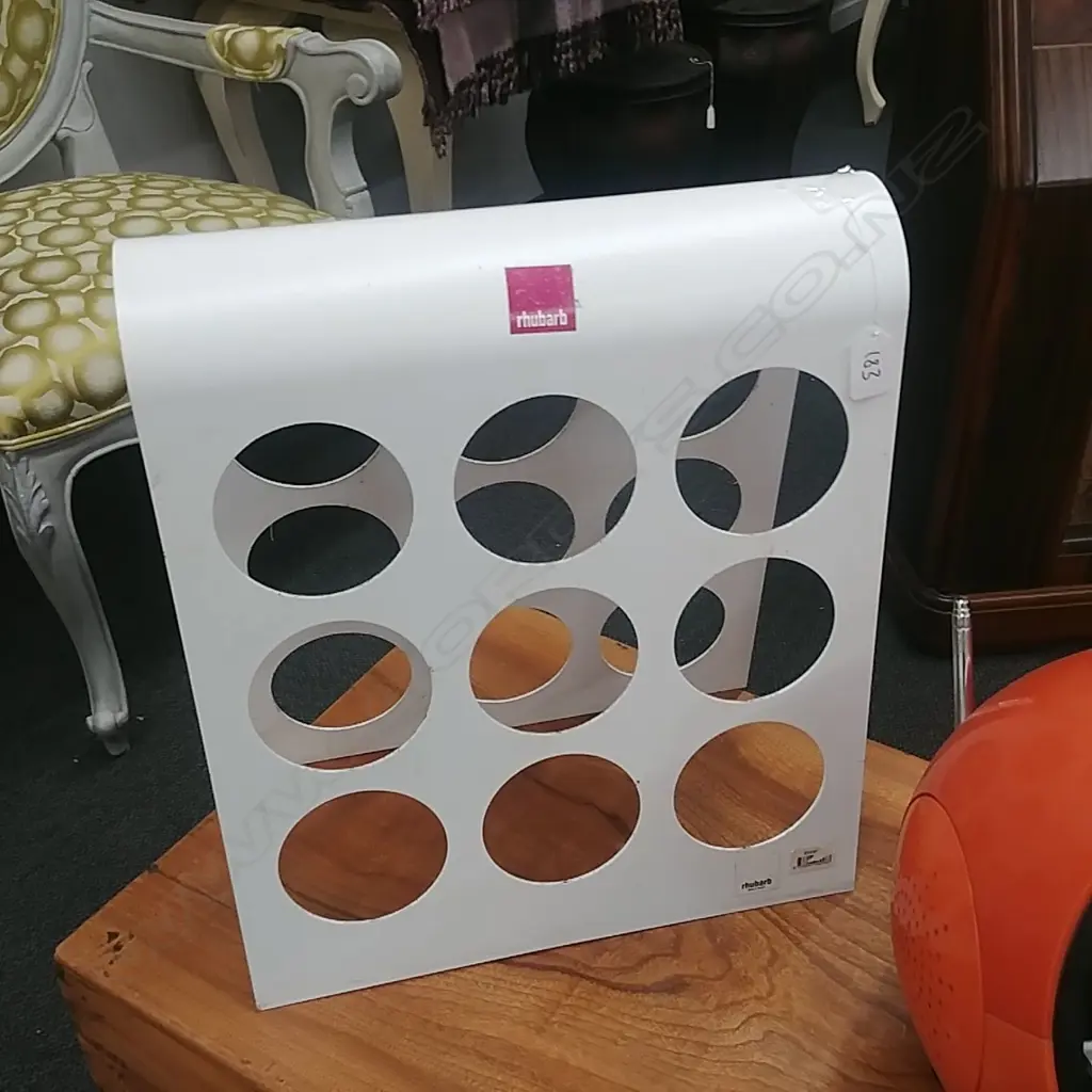 RHUBARB WINE RACK Image 1++