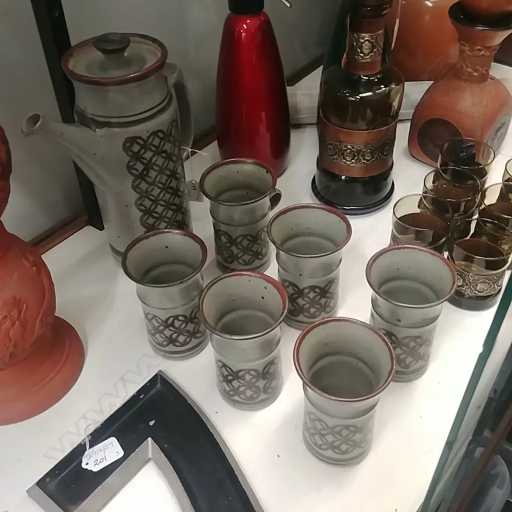 POTTERY COFFEE SET  ARNAUD BARRAUD ( COFFEE POT & 6 MUGS) Image 1++