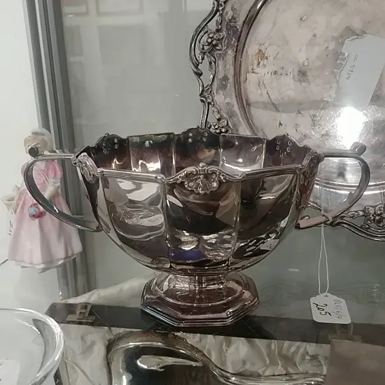 STG SILVER 2 HANDLED BOWL 494G
