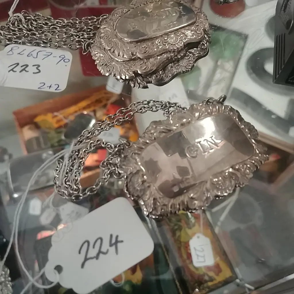 PR SILVER DECANTER LABELS Image 1++