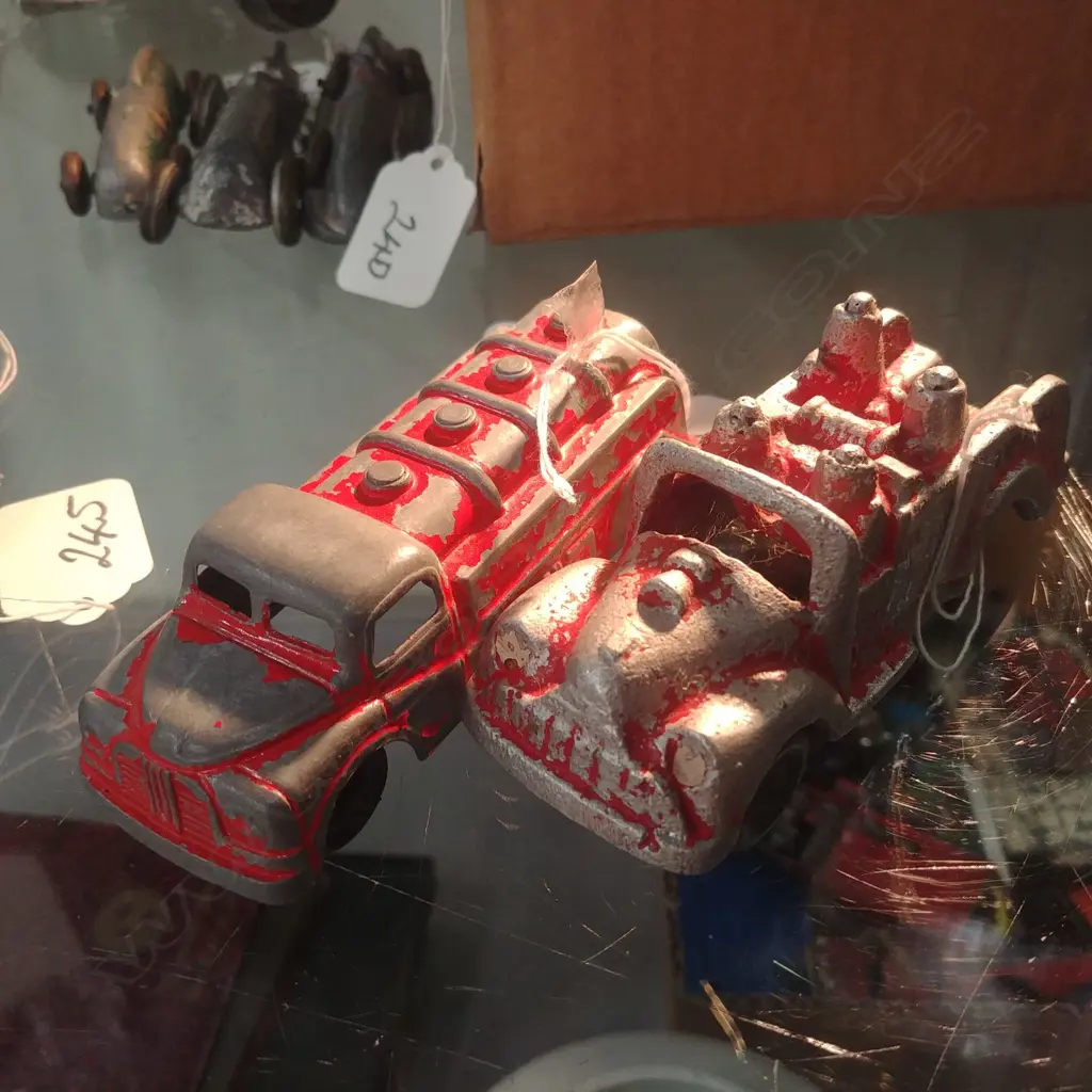 2 FUN HO FIRE TRUCKS Image 1++