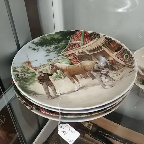 4 ROYAL SCHWARBAD COLLECTORS PLATES