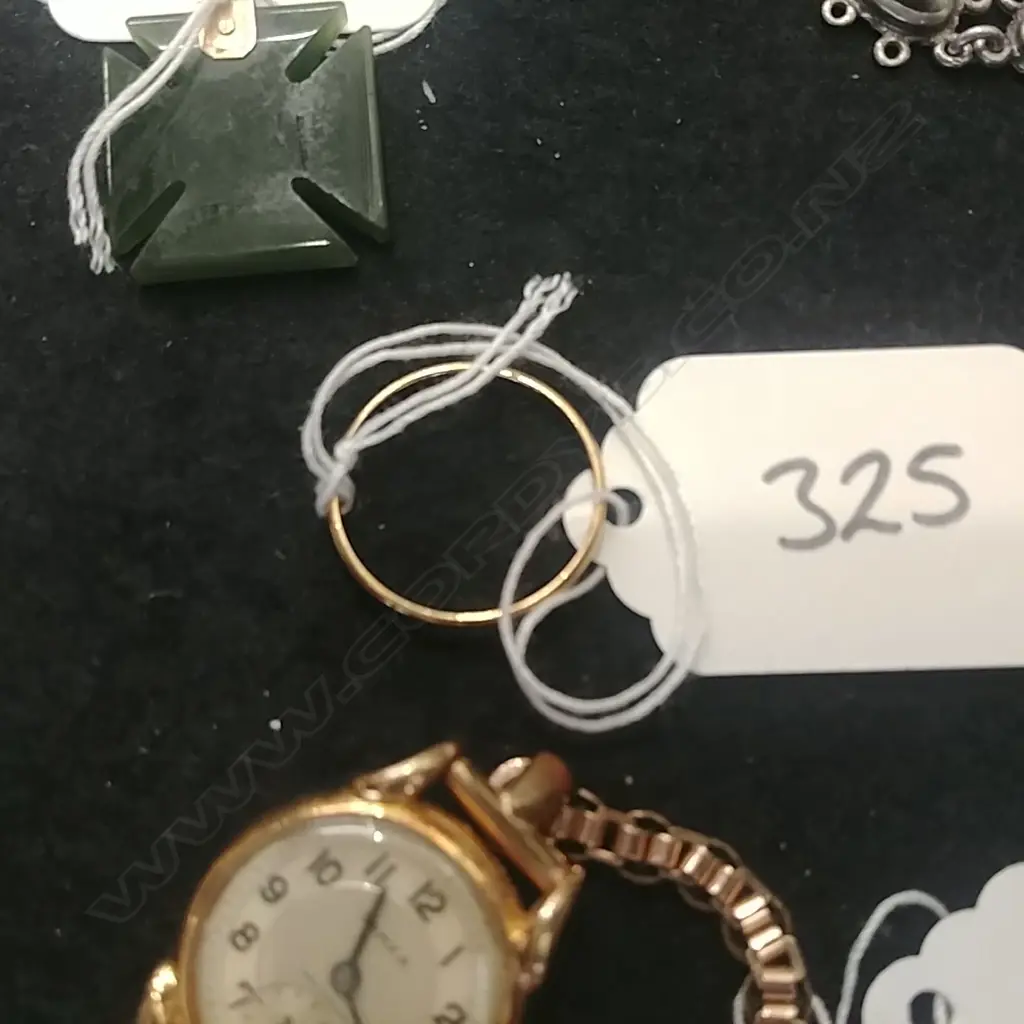 18CT GOLD WEDDER 1.39gm (MC) Image 1++