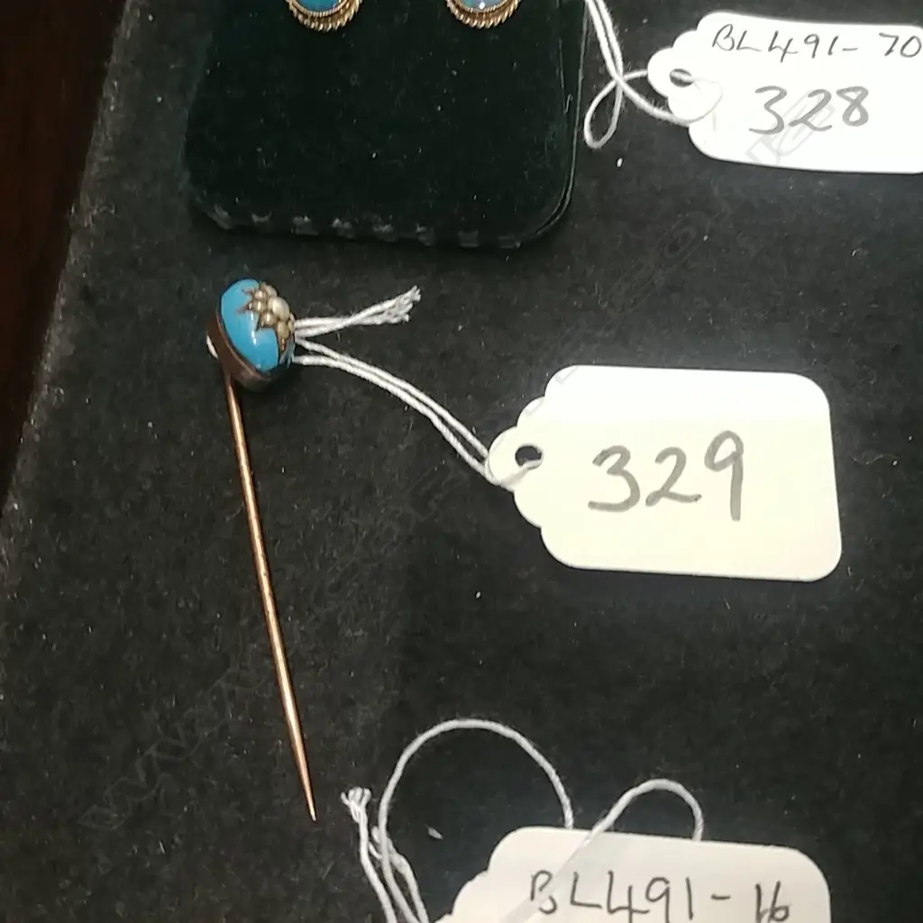 SEED PEARL AND ENAMEL STICK PIN Image 1++