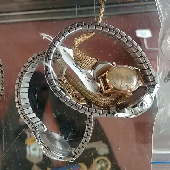 4 VINTAGE LADIES WATCHES 