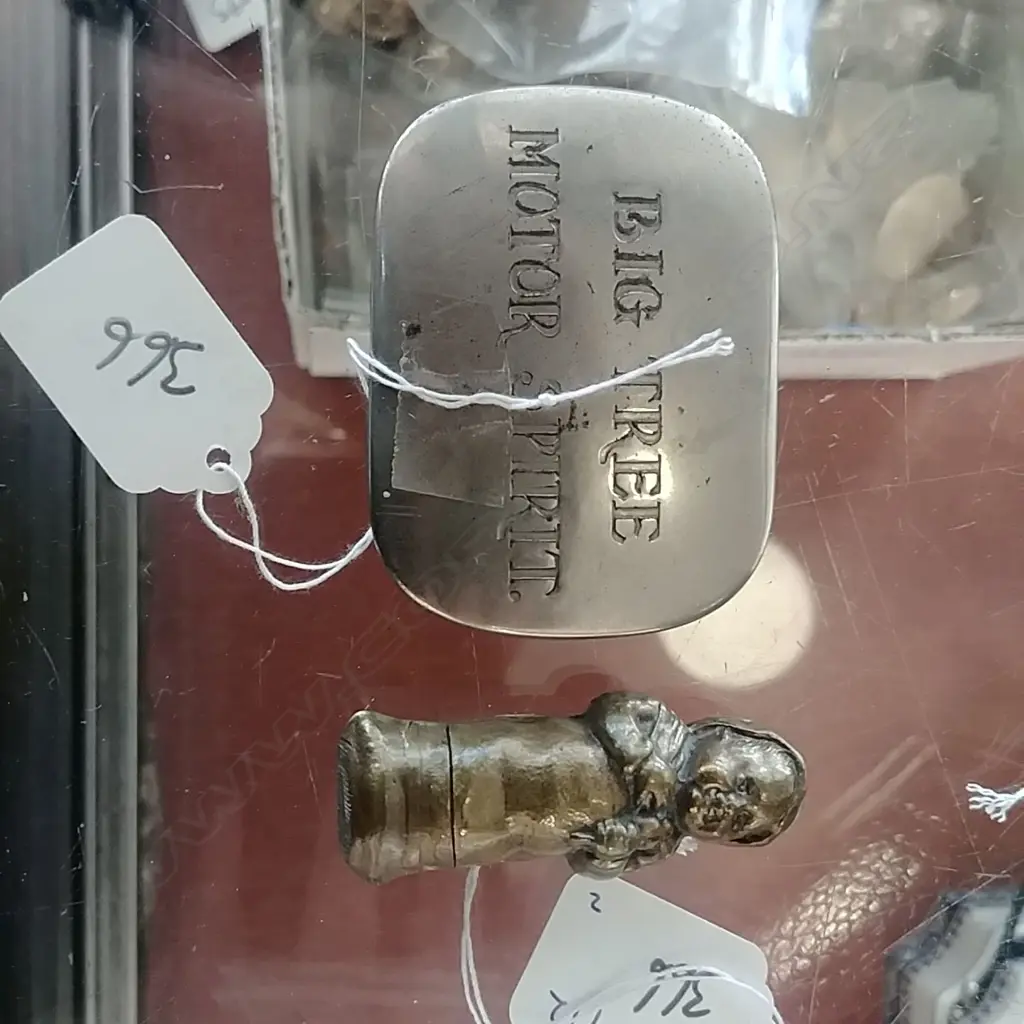 2 NOVELTY VESTA BOXES Image 1++