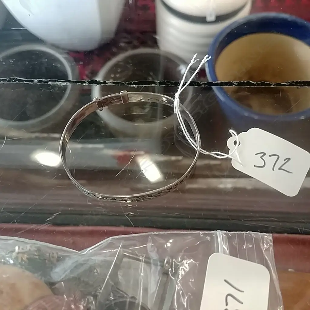 CHINESE SILVER BANGLE (DB) Image 1++