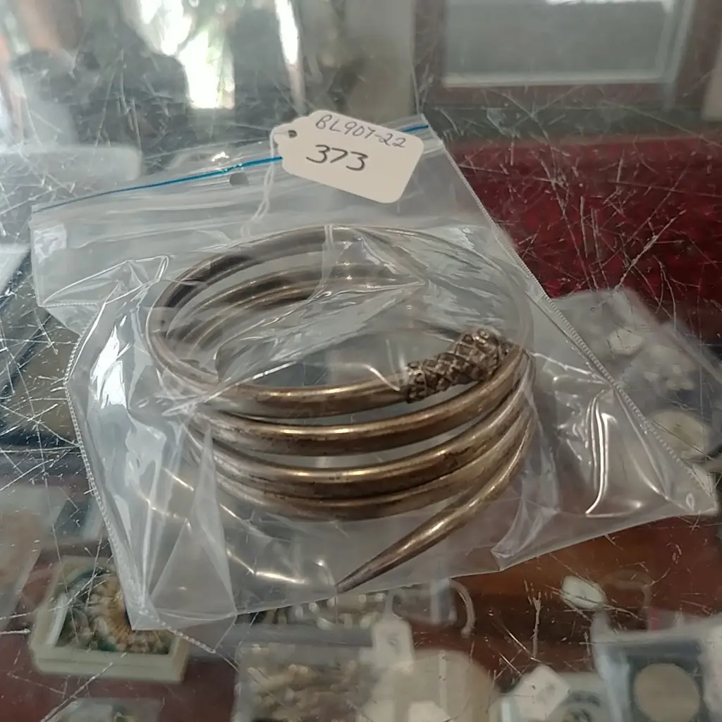 SILVER SNAKE BANGLE (AA) Image 1++