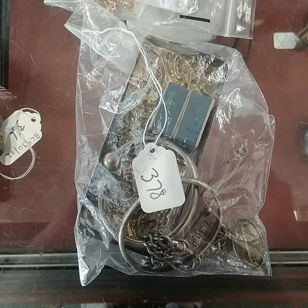 SILVER RINGS, BANGLES, LID, CHAIN, ETC (AA) Image 1++