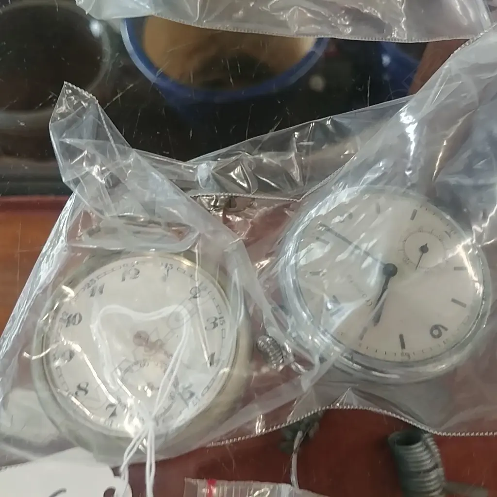 2 POCKET WATCHES Image 1++