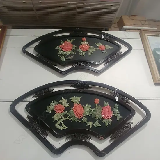 2 CHINESE WALL PLAQUES