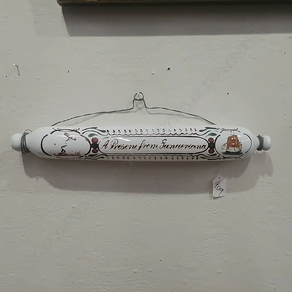 SOUVENIR VICTORIAN GLASS  ROLLING PIN Image 1++