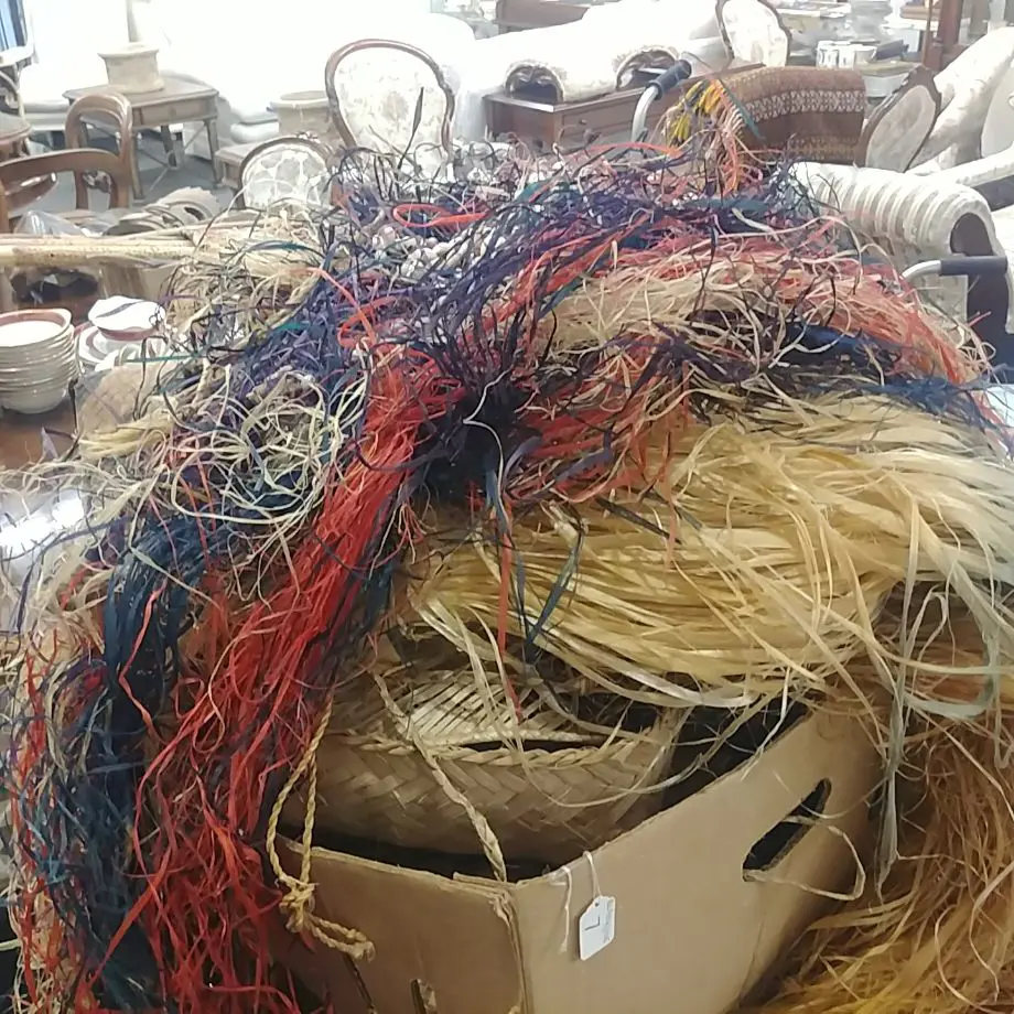 BOX GRASS SKIRTS HATS ETC Image 1++