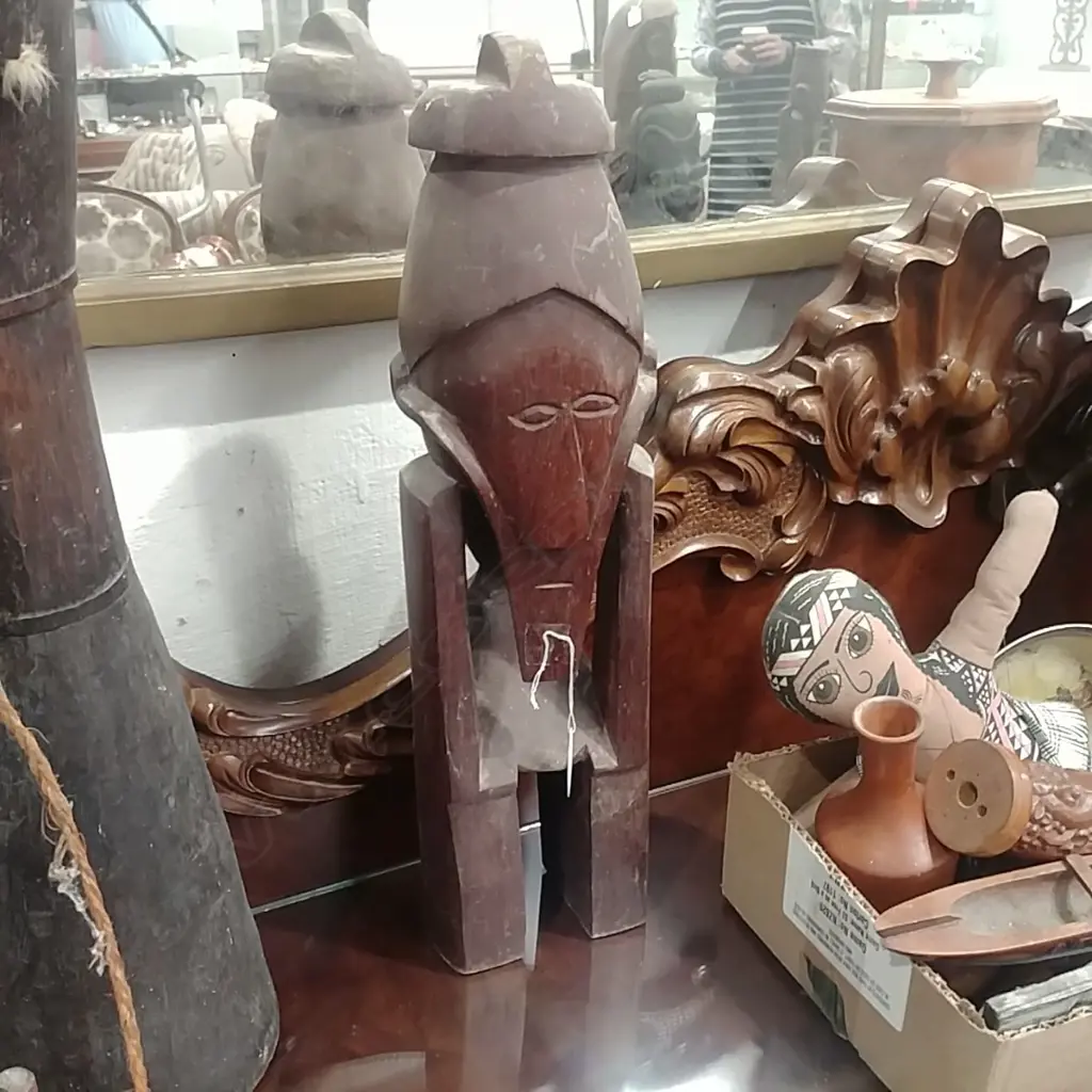 PACIFIC ISLAND CARVED FIGURE Image 1++