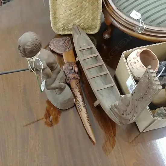 3 CARVED MAORI PCES & GREENSTONE PENDANT