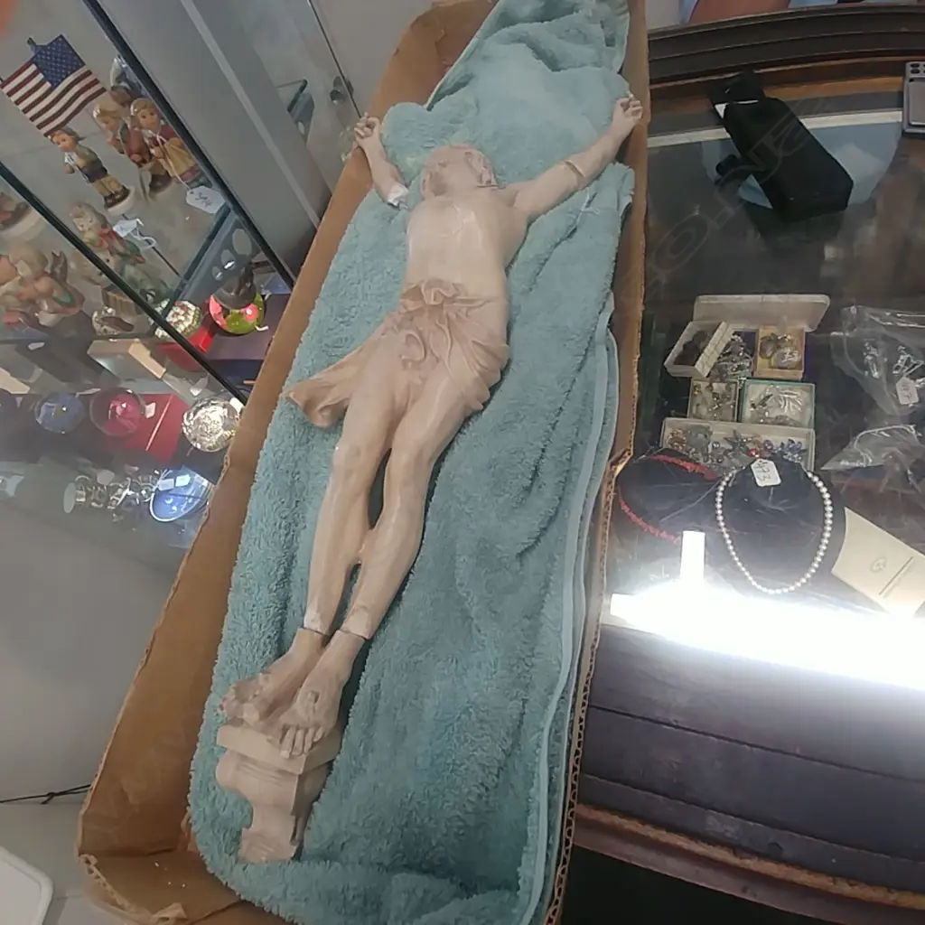 LARGE CRUCIFIX A/F Image 1++