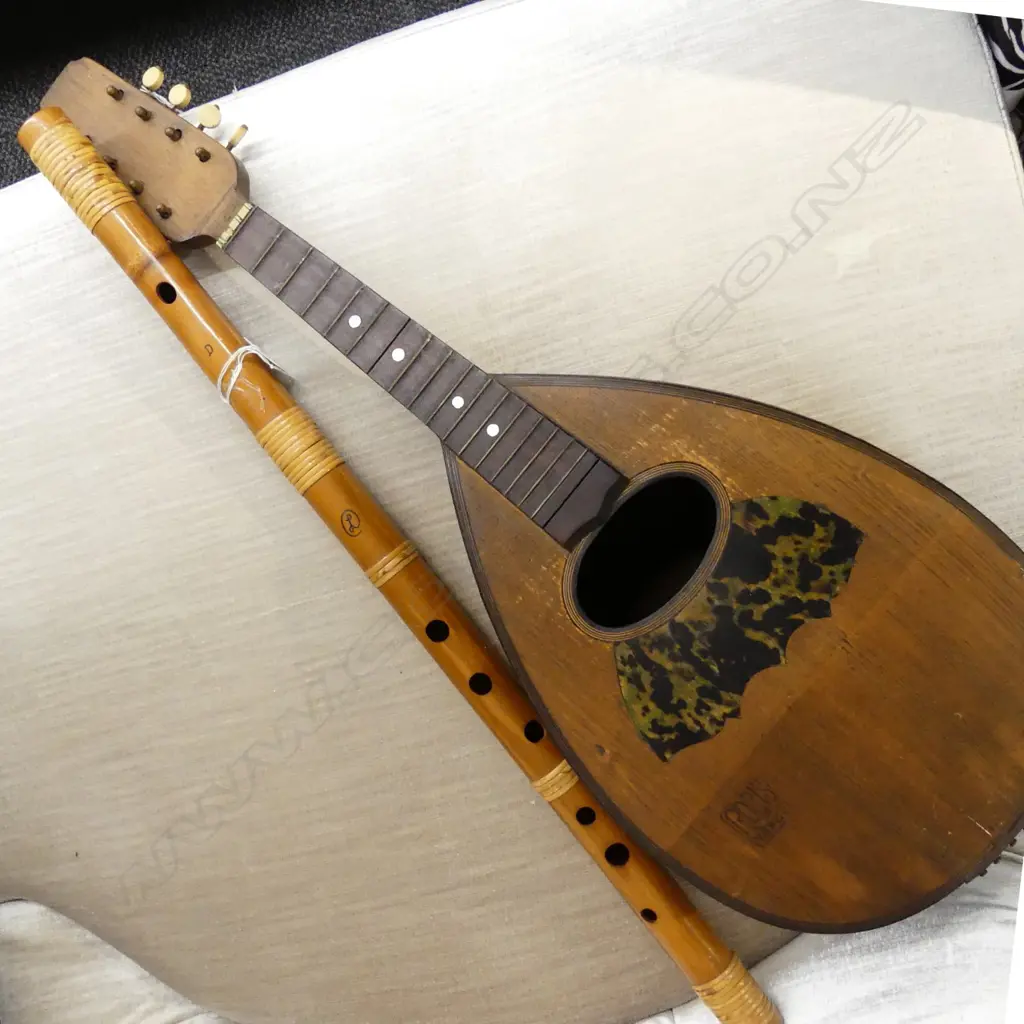 EARLY 1900S ITALIAN MANDOLIN + WOODEN FLUTE Image 1++