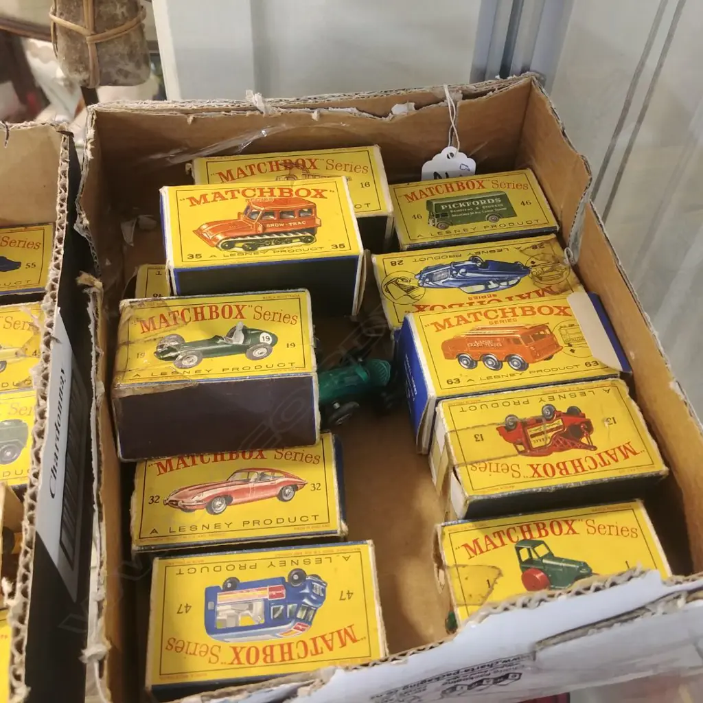 12 MATCHBOX SERIES BOXED TOY VEHICLES Image 1++