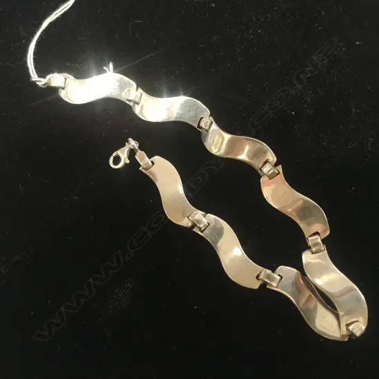 SILVER BRACELET