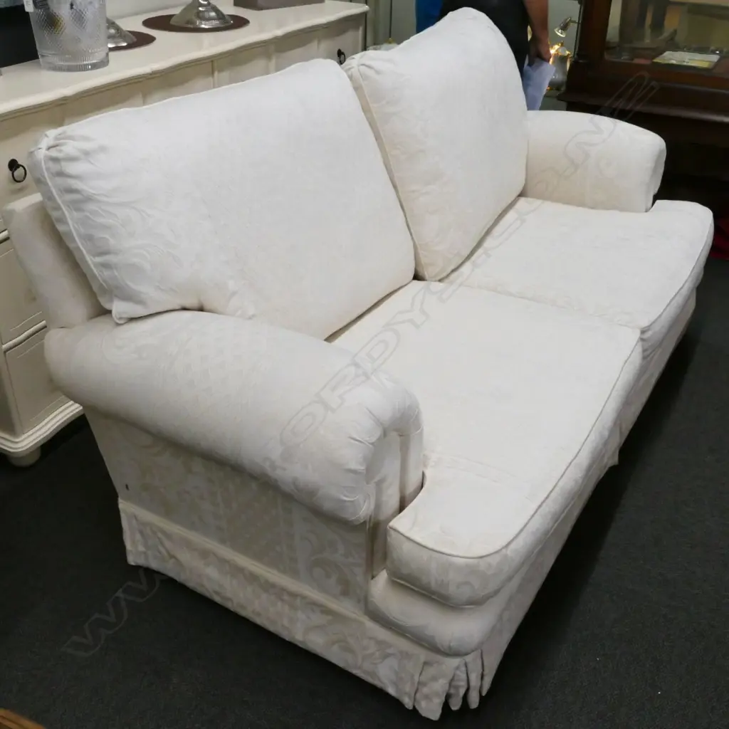 PR CREAM BROCADE 2 SEATER SOFAS Image 1++
