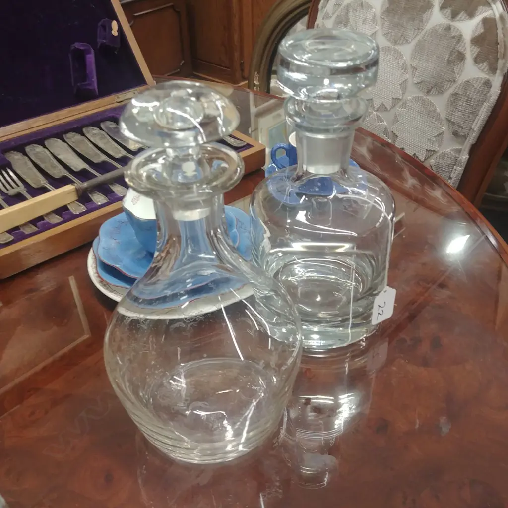 2 CRYSTAL DECANTERS  Image 1++