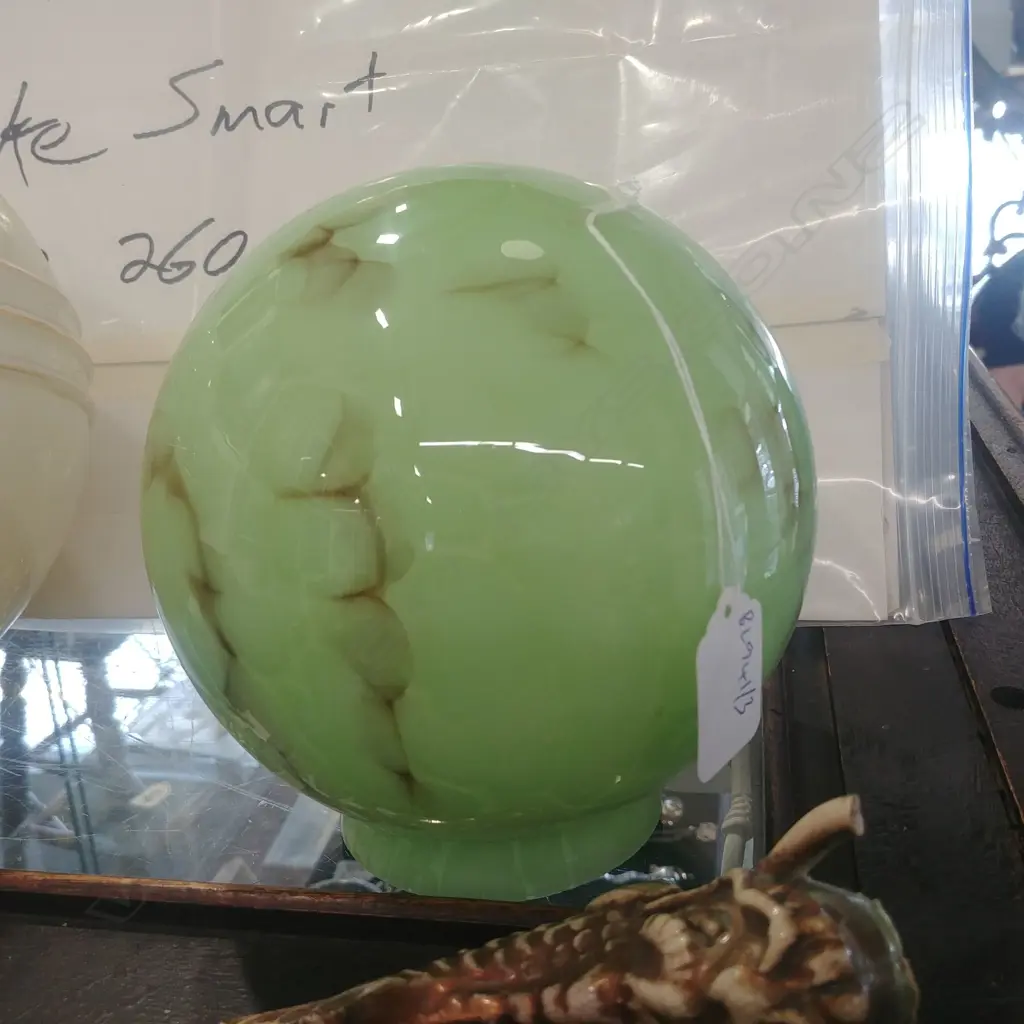 ART DECO LIGHT SHADE Image 1++