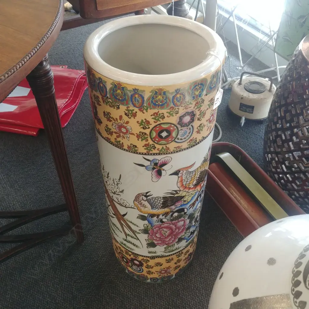 ORIENTAL UMBRELLA STAND Image 1++