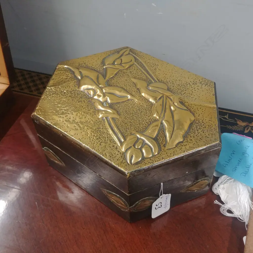 BRASS BOUND BOX+CONTENTS Image 1++
