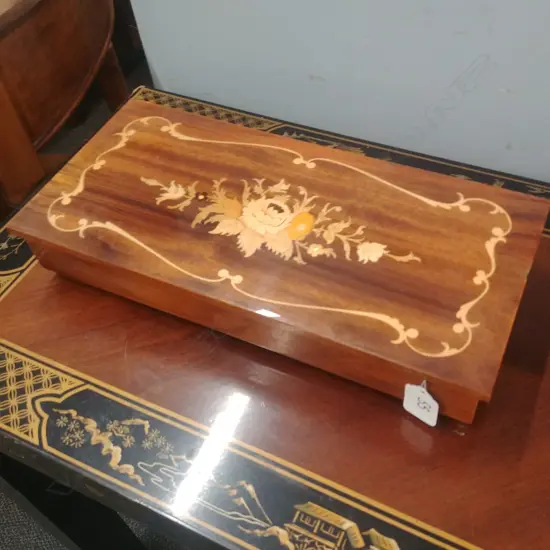 ITALIAN INLAID JEWELLERY BOX
