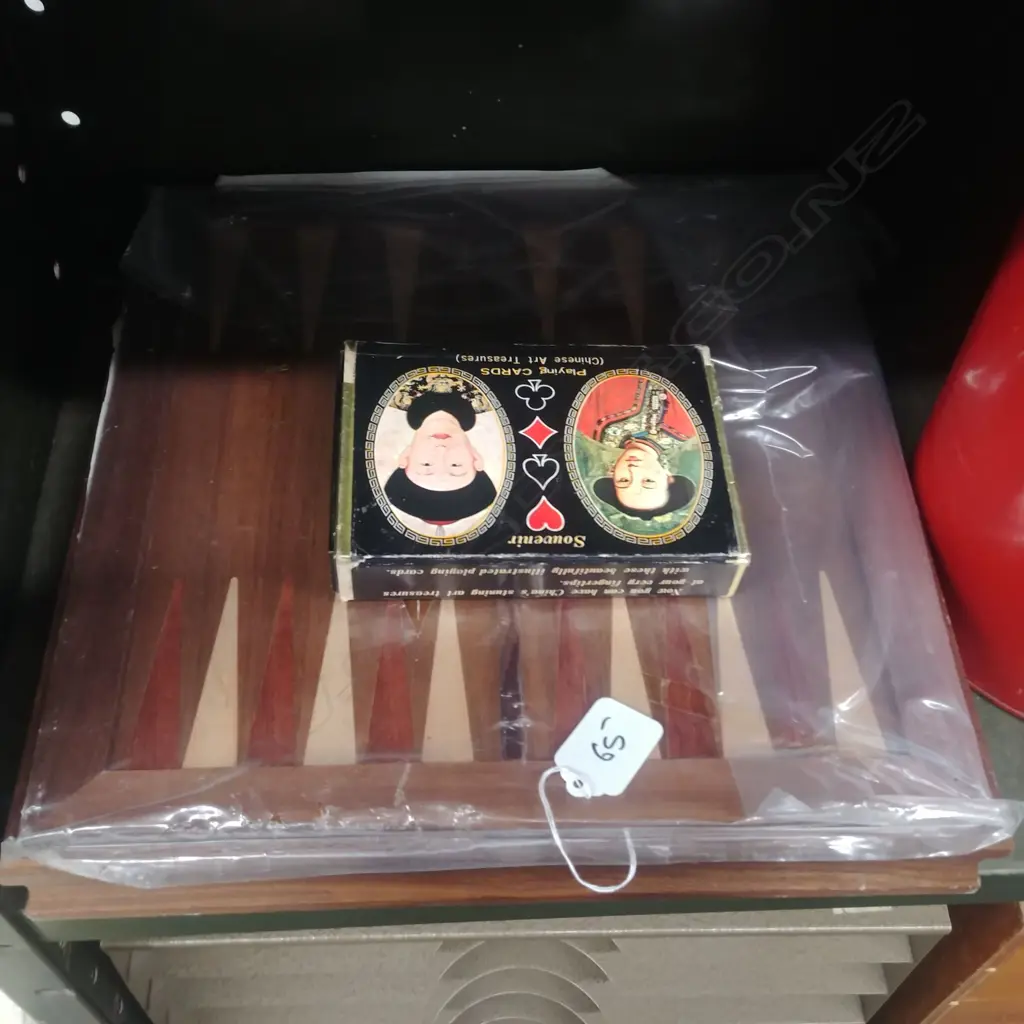 MULTI-GAME CENTRE + PACK OF CARDS Image 1++