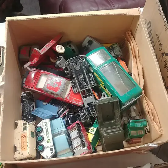 LOT ASST DINKY TOYS ETC