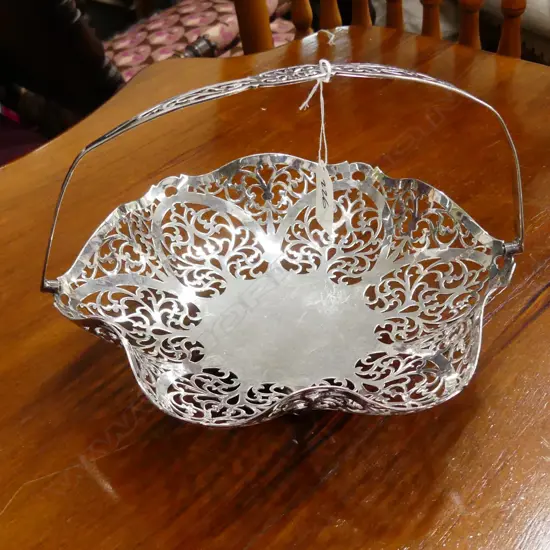 PIERCED EP SWING HANDLE BASKET