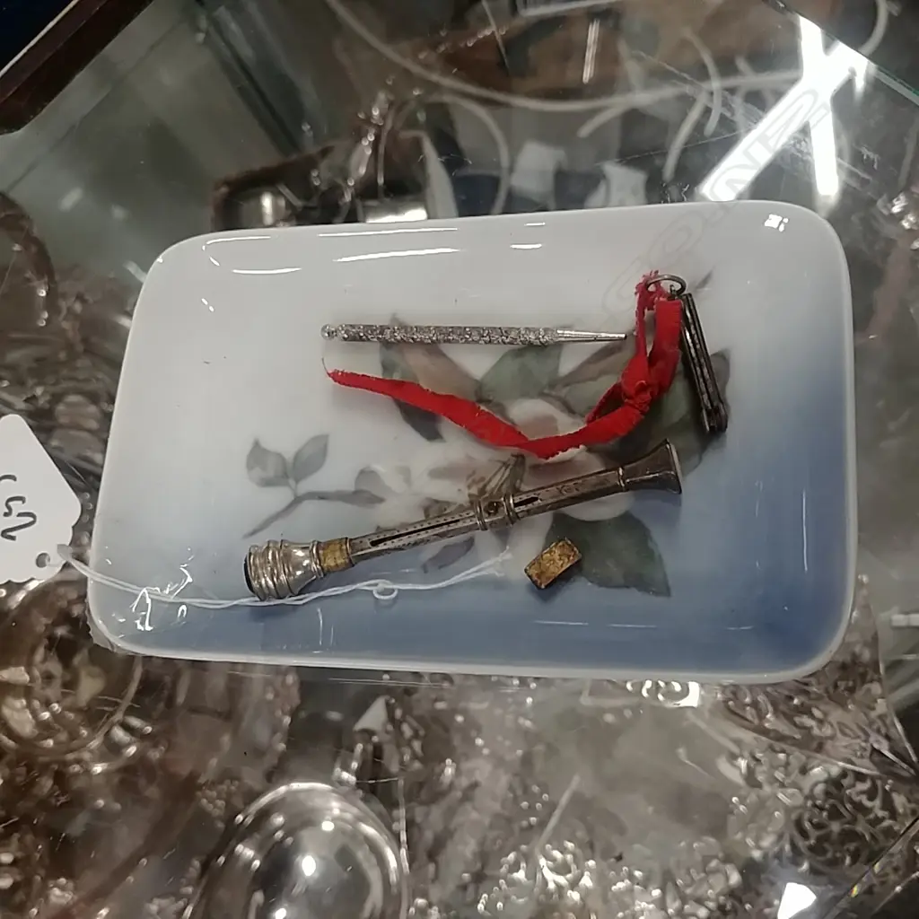 COPENHAGEN SML DISH & 3 MINI PCES Image 1++