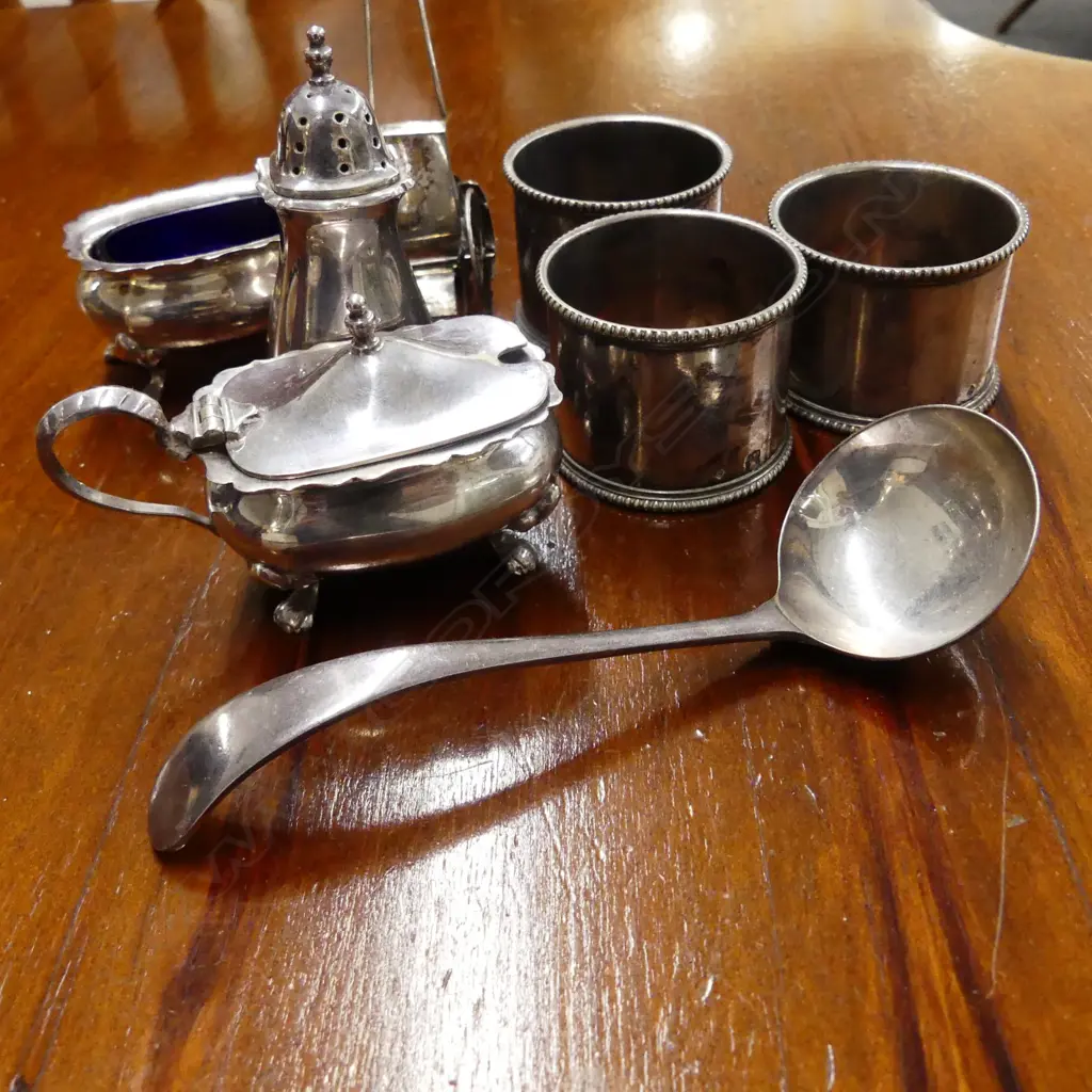 SM BX ASST EP, NAPKIN RINGS ETC Image 1++