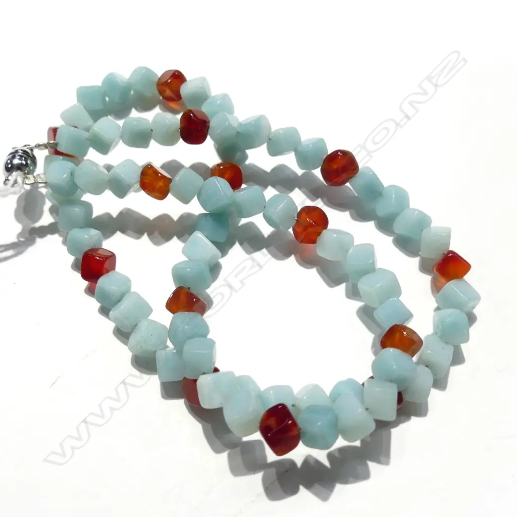 CARNELIAN AND AVENTURINE NECKLACE Image 1++