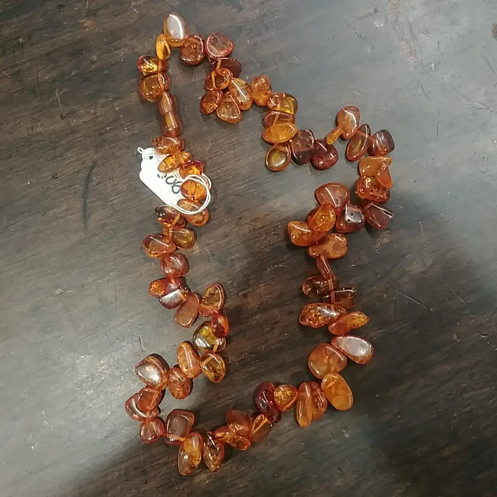 AMBER NUGGET NECKLACE Image 1++