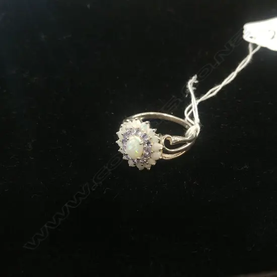 STG SILVER OPAL RING