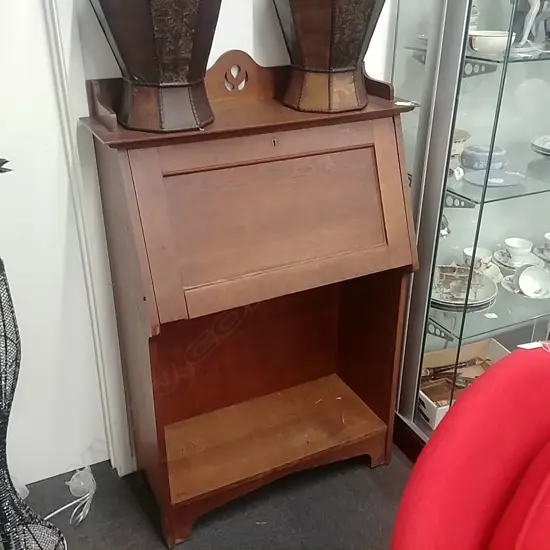 ART & CRAFT DROP FRONT DESK