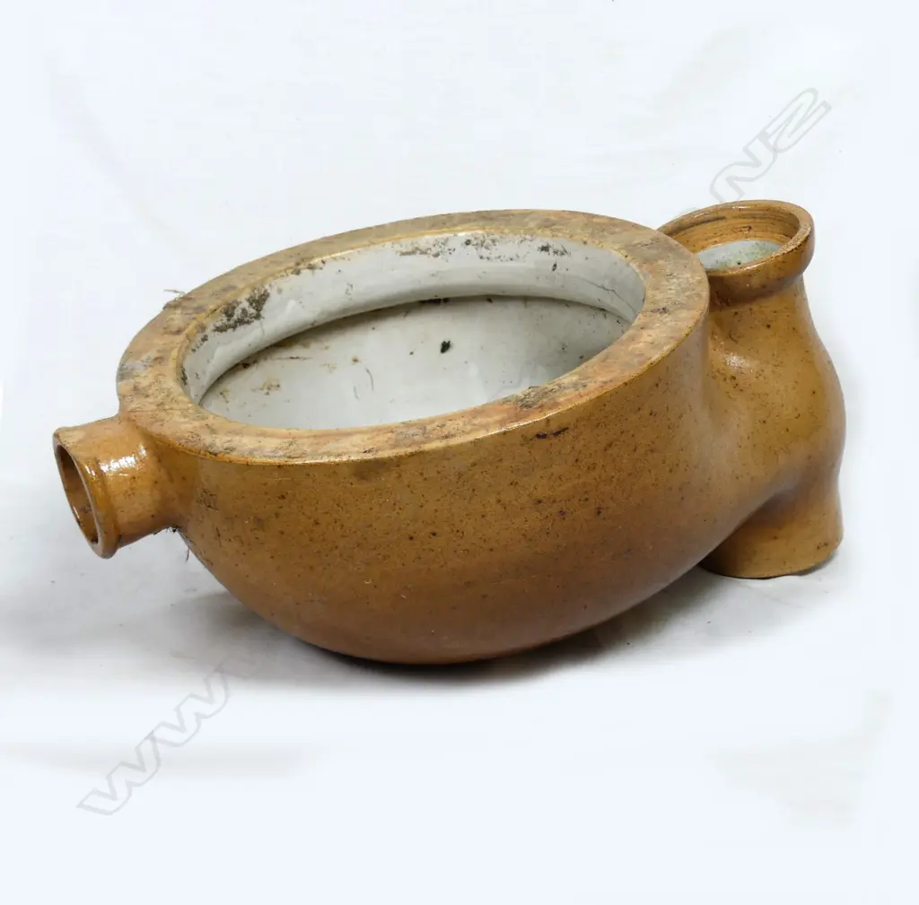A colonial salt glazed toilet bowl Image 1++