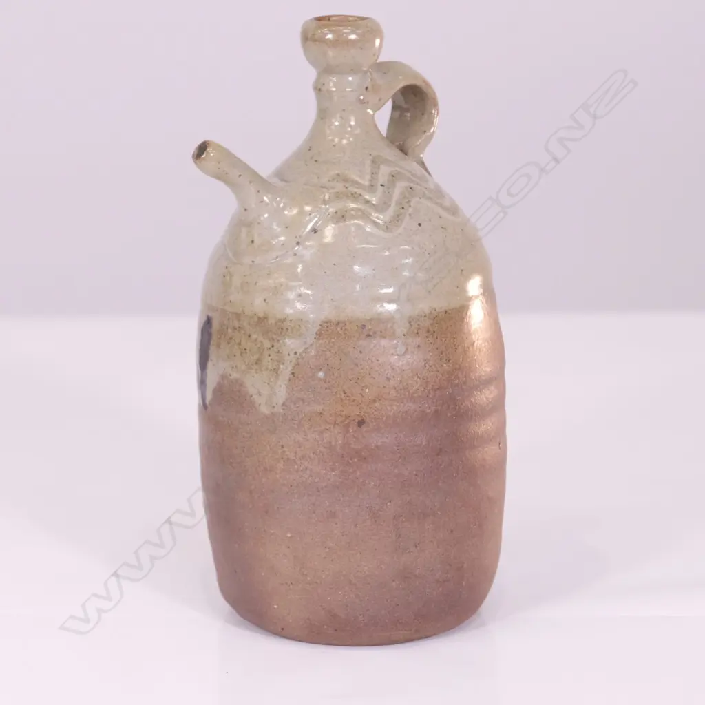 NICK STATER SHORT SPOUT POURING VESSEL Image 1++