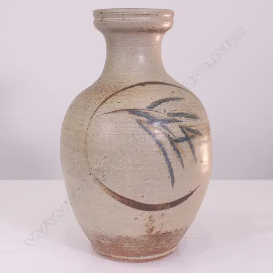 LARGE STUDIO POTTERY FLOOR POT