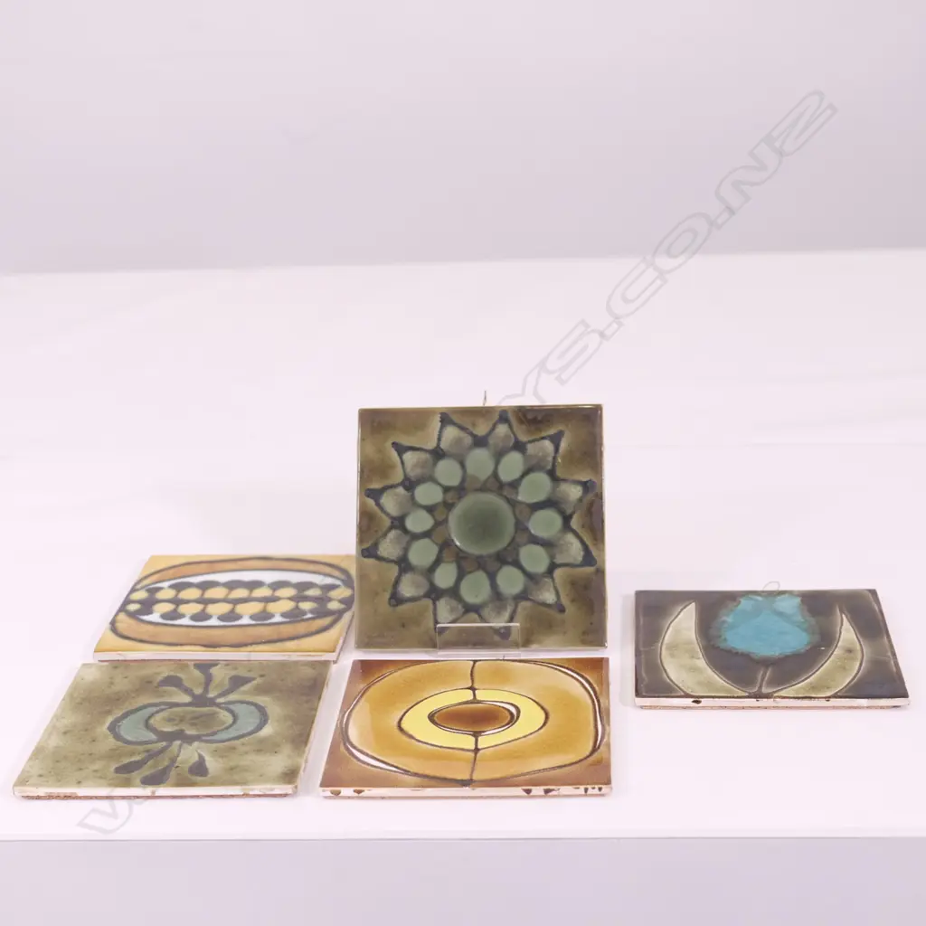 FIVE CHARLES HOLMES TILES. FAULTS Image 1++