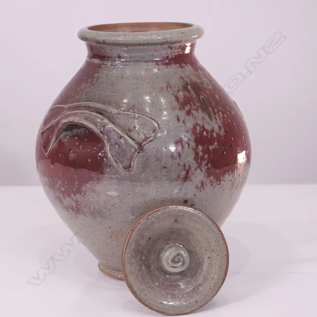 PETER ALGAR LIDDED POT Image 1++